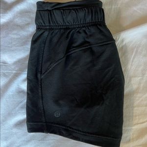 Lululemon inner glow shorts